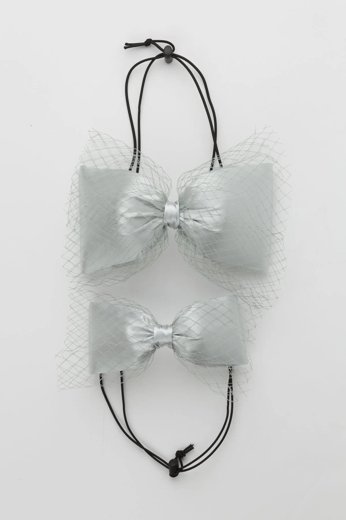 Avant Garde Bow Petit - Light Silver