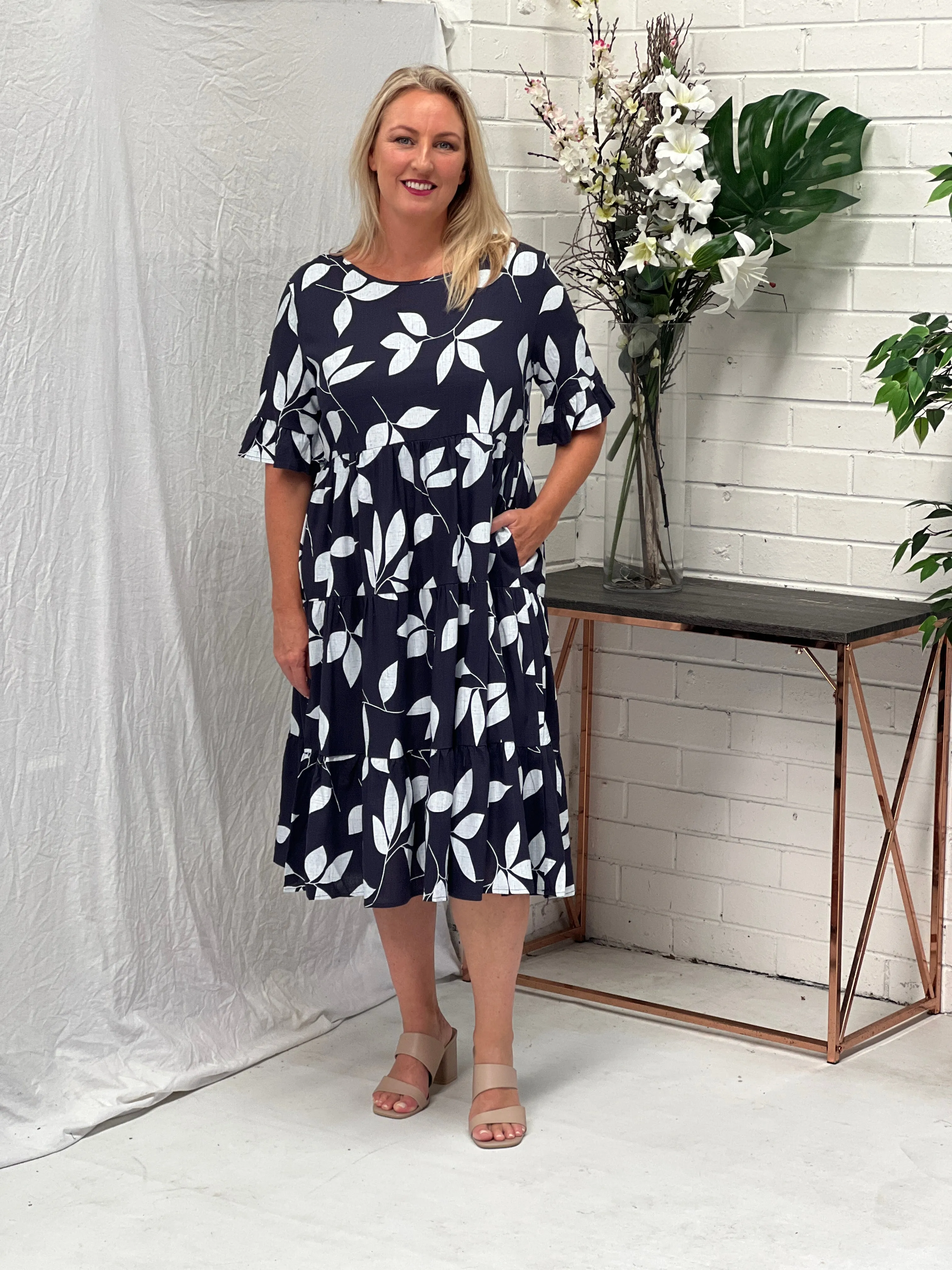 Kane Leaf Linen Dress