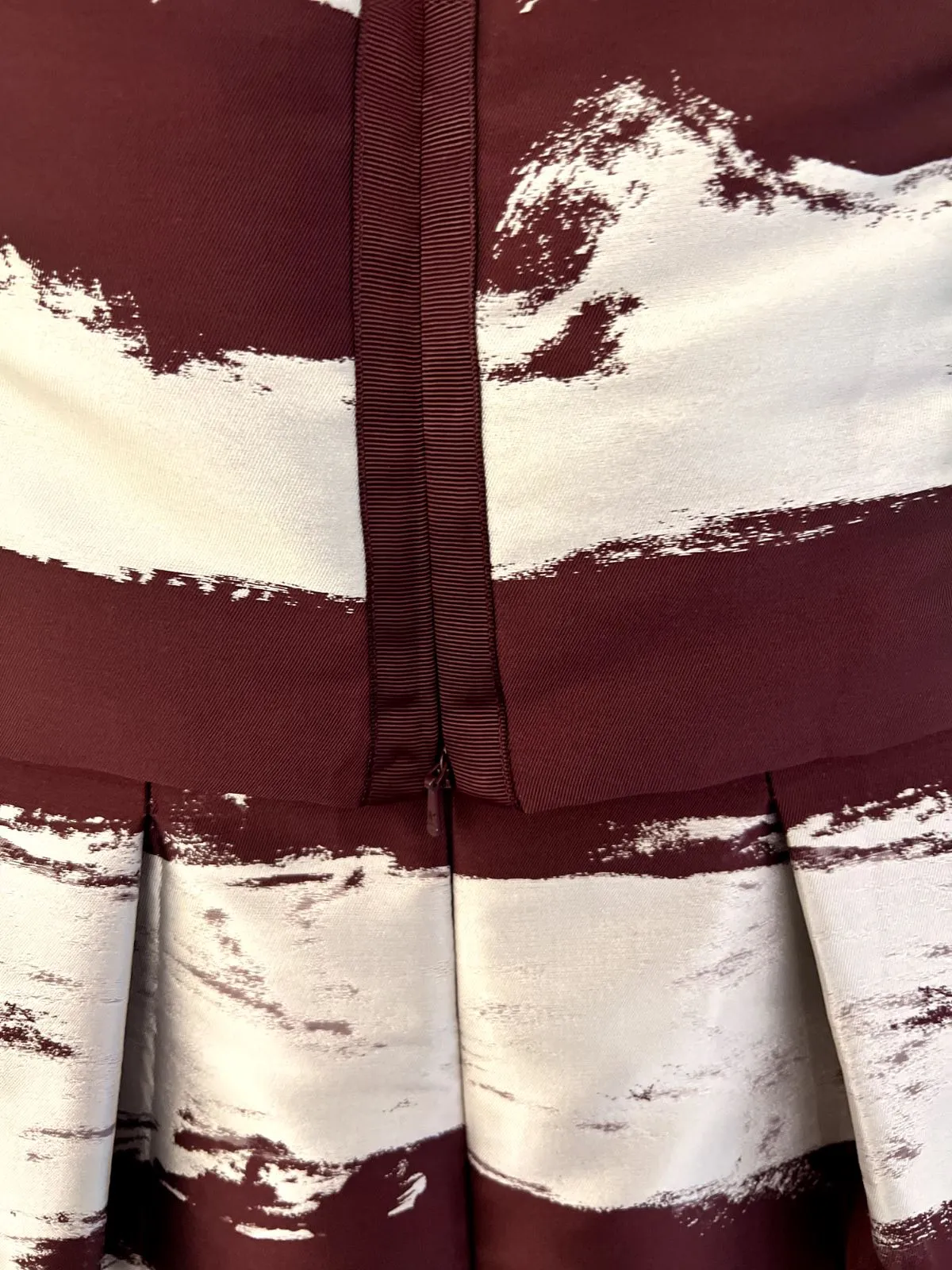 Phase Eight Burgundy & Metallic Silver Skirt & Top UK 14 US 10 EU 42