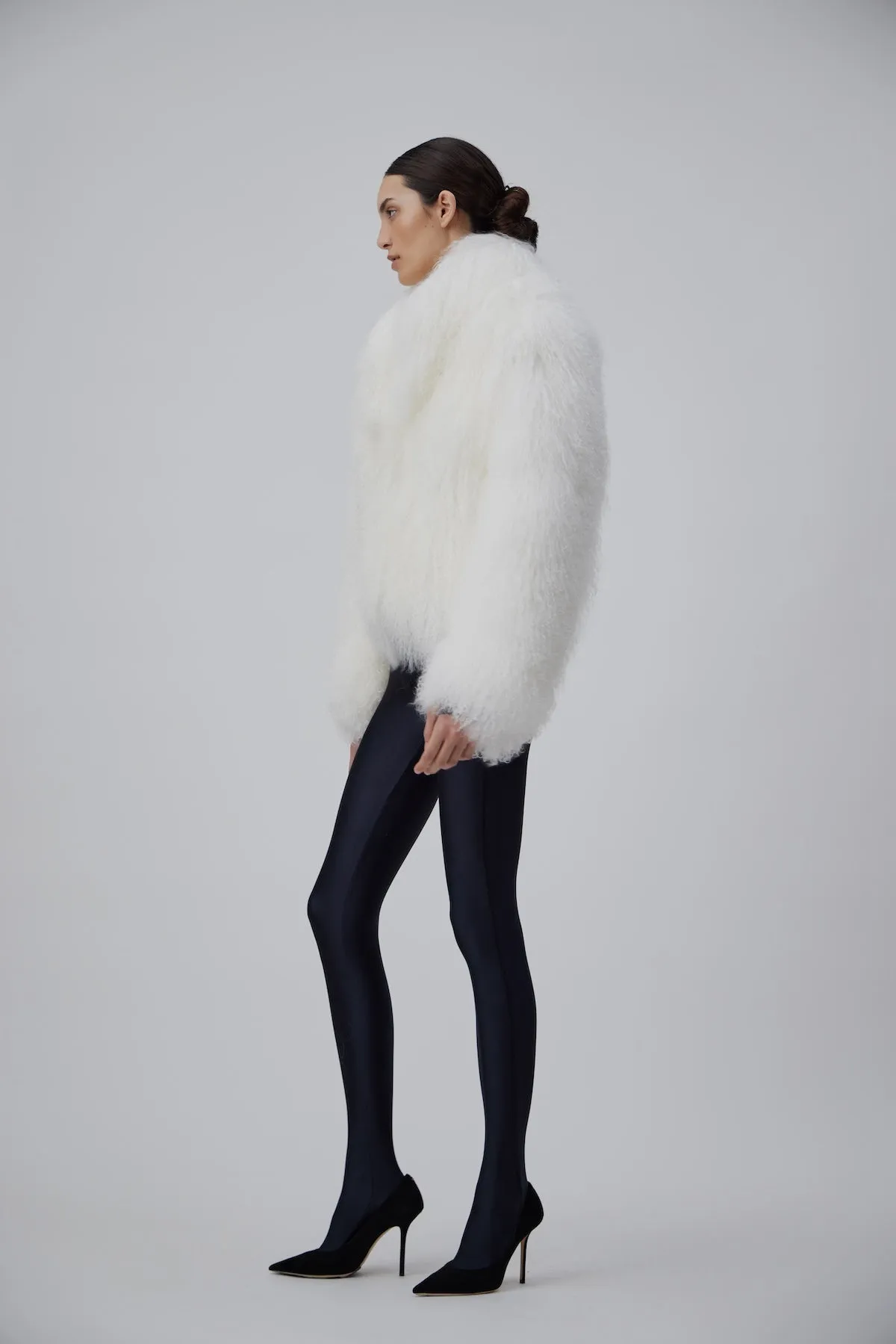 SHORT COAT IN CREAM TIBET FUR